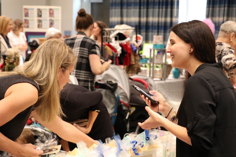 2016 market moms showcase
